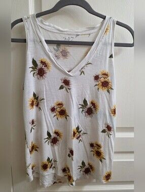 White Sunflower V-Neck Tank Top